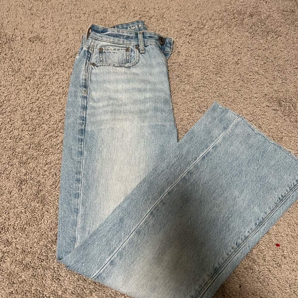 American Eagle Outfitters Light Blue Denim Jeans